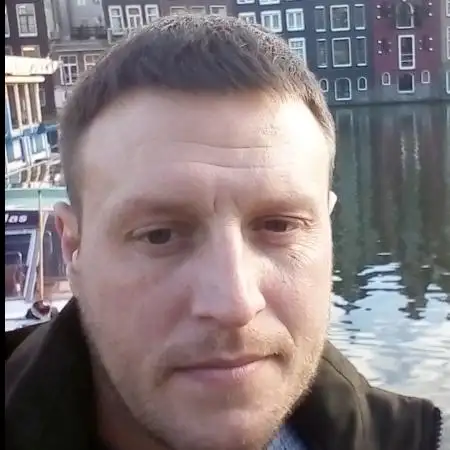 Maks, 36