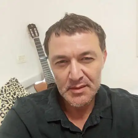 Eitan, 59