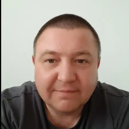Alex, 48