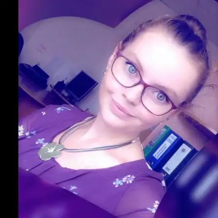 Darya, 34Ньюштадт-ан-дер-Вейнштрассе 