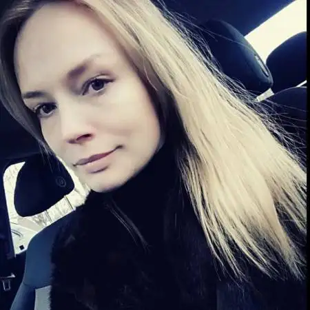 Нана, 44Штутгарт 