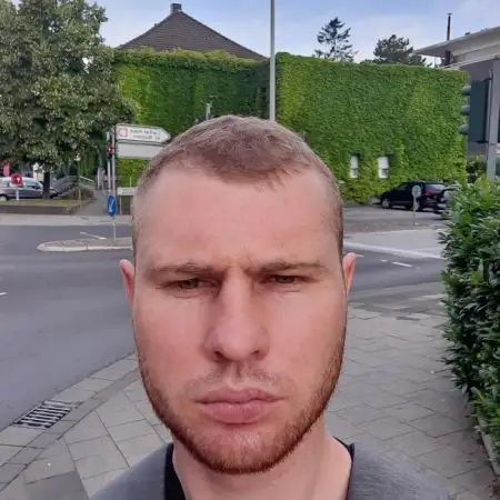 Анатолий, 32Харбург 