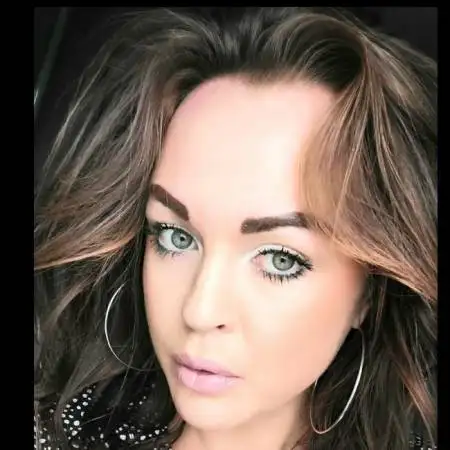 Daria, 41Ньюштадт-ан-дер-Вейнштрассе 