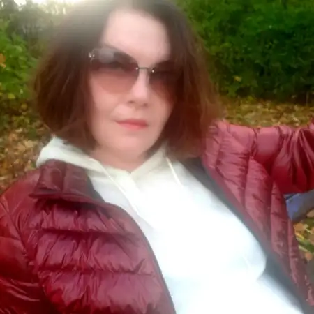 Ханна, 51Ноймюнстер