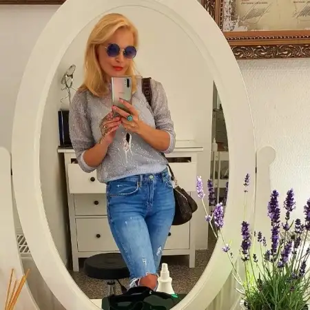 Inessa, 46Бад-Хомбург-вор-дер-Хох 