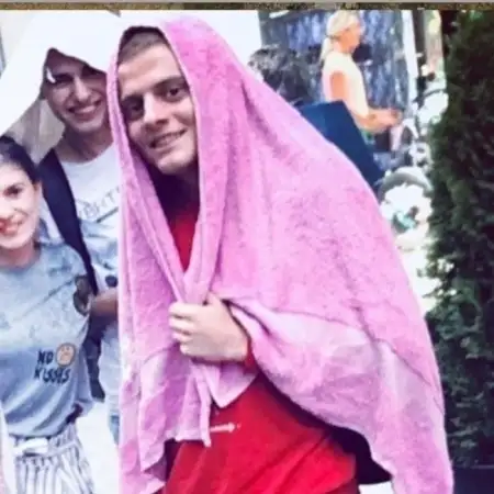 Slavik, 28Берлин