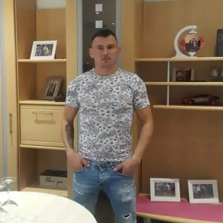 Анан, 28Билефельд