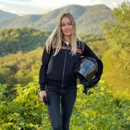 Анна, 32Нойебранденбург 
