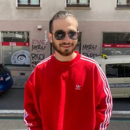 Фархат, 30Штутгарт