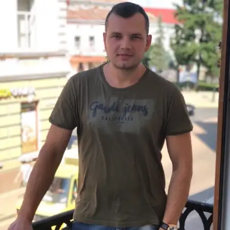 Yurii, 36Саарбрюкен