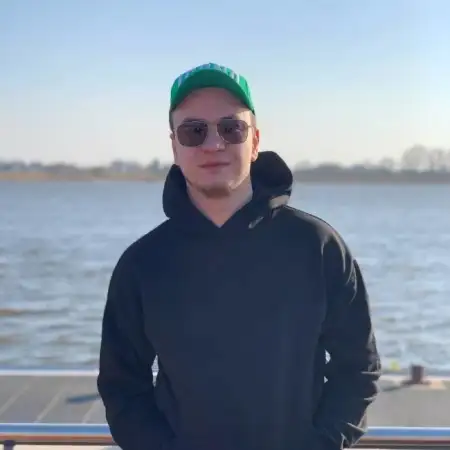 Oleksandr, 29Фленсбург