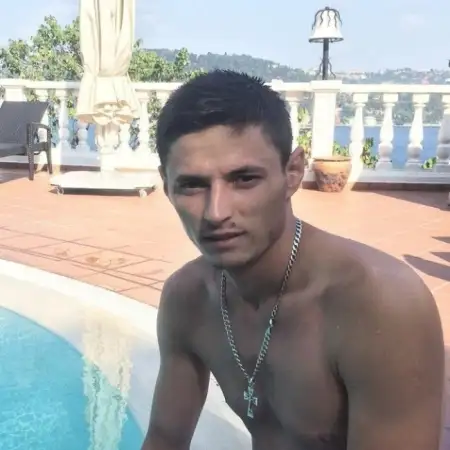 Alexandr, 34