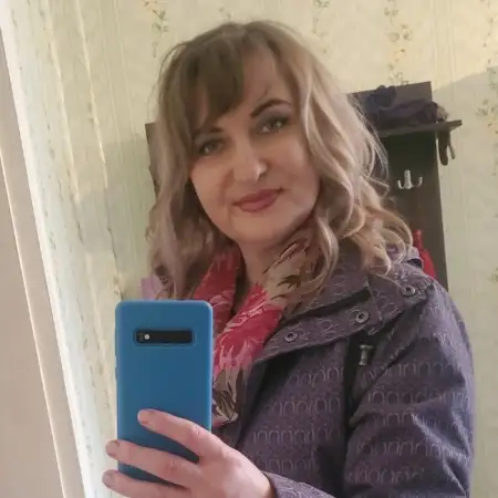 Taisija, 45Ньюштадт-ан-дер-Вейнштрассе 