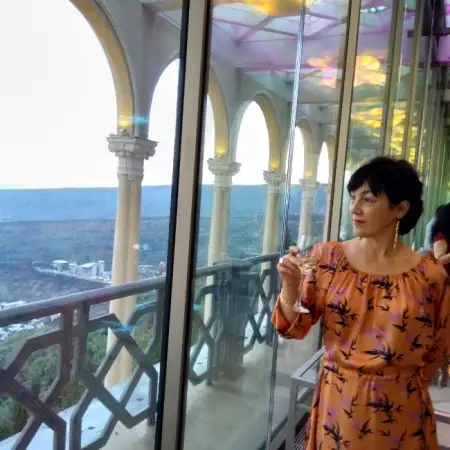 Lina, 54
