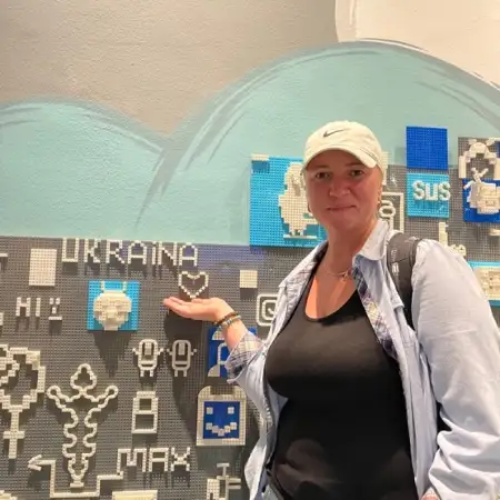 Anna, 46