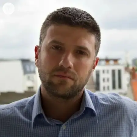 Artur, 44Билефельд