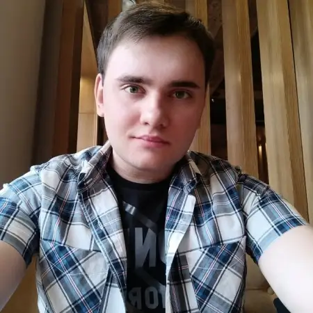 Паша, 26