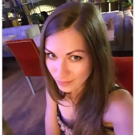 Юлия, 42