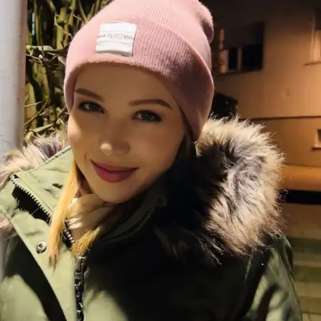 Оля, 36Штутгарт