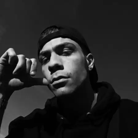 Victor, 29Галле 