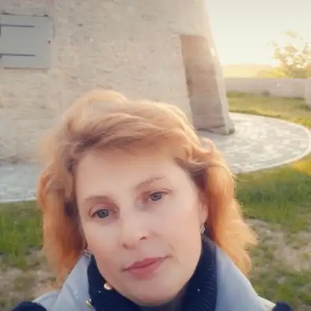 Marina, 49
