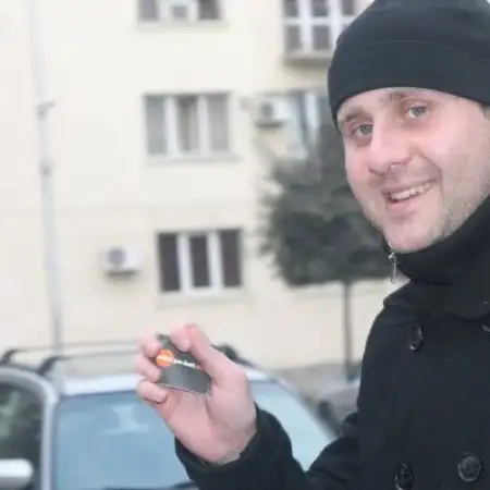 Irakli, 40