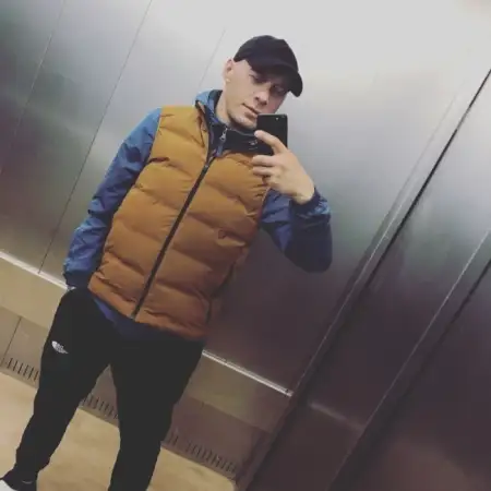 Umar, 38Берлин