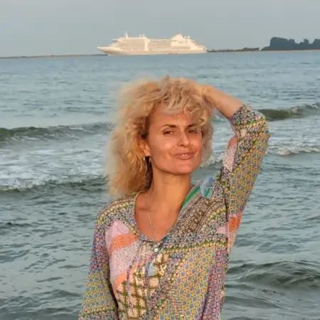 Marianna, 48