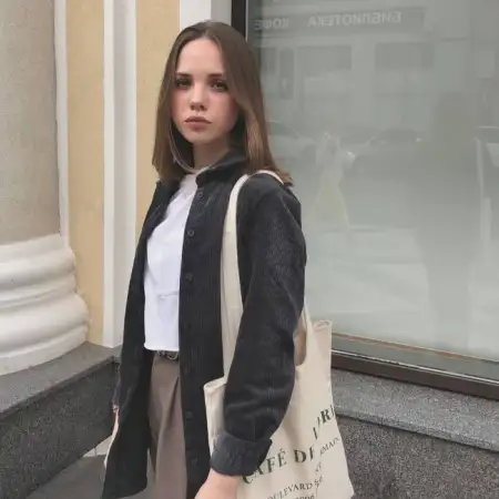 Алина, 25