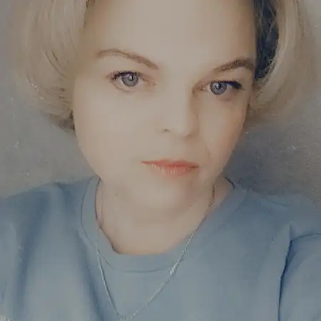 Tatyana, 48