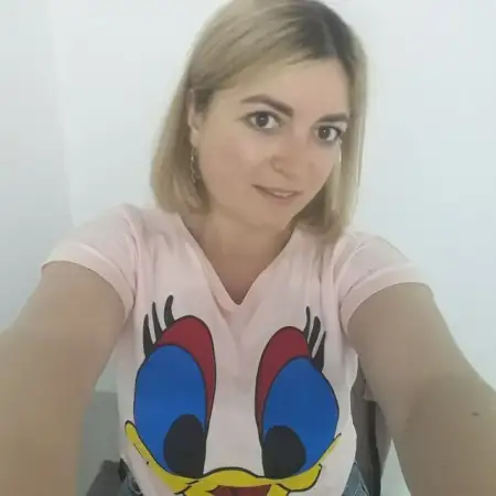 Юлия, 40