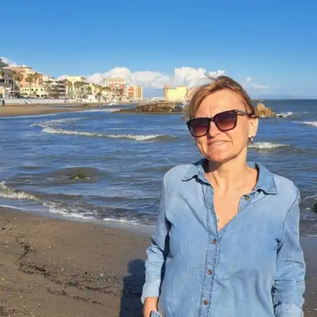 Lana, 52