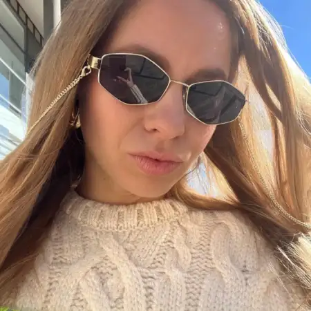 Лина, 32