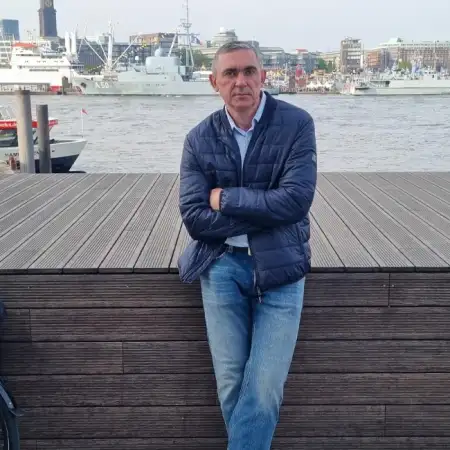 Roman, 49Ньюсс 
