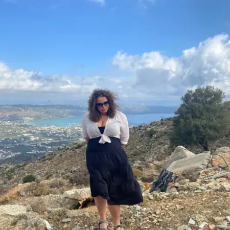 Elena, 45
