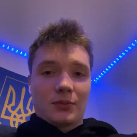Kirill, 22
