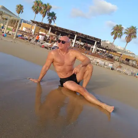 Peter, 62