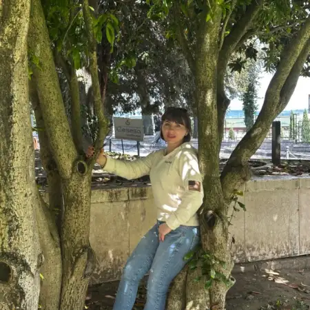 Alla, 52