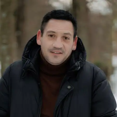 Oleksandr, 42Ноймюнстер 