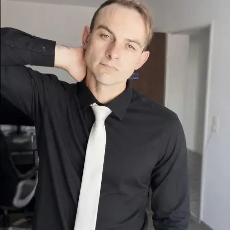 Alex, 38Нойётинг