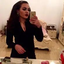 Valeria, 31