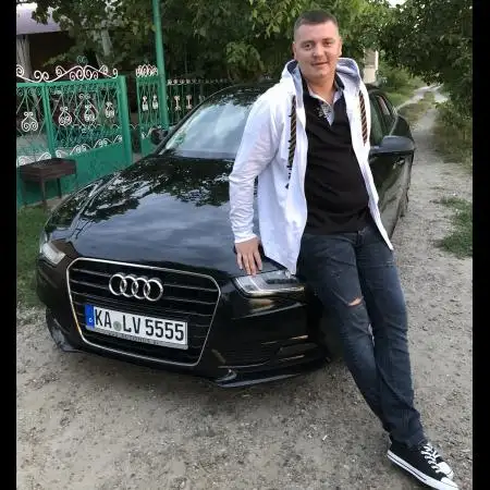 Андрей, 33Карлсруэ