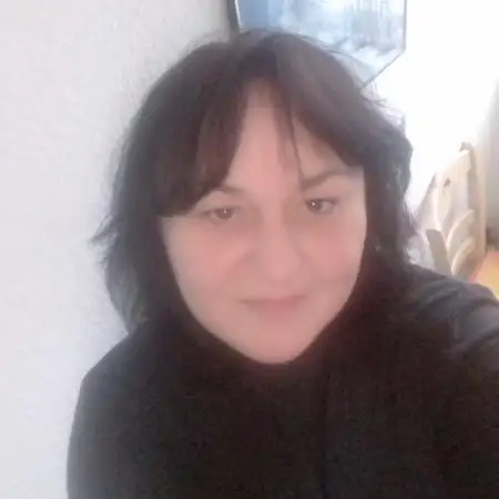 Mila, 51