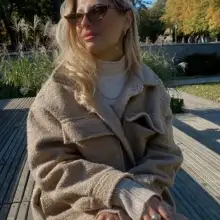 Yana, 36