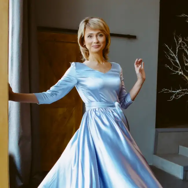 Svetlana, 53