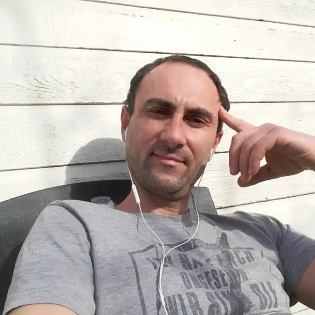 Vladymyr, 47