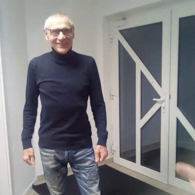 Vasilii, 67, Дюссельдорф - Gratis