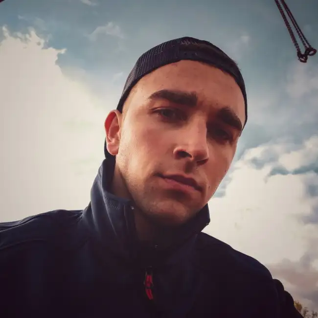 Едвард, 24, Аугсбург - Gratis