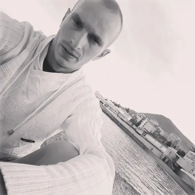 Алексей, 34