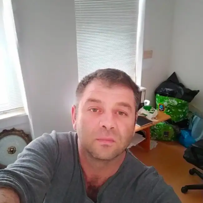 Дмитрий, 44